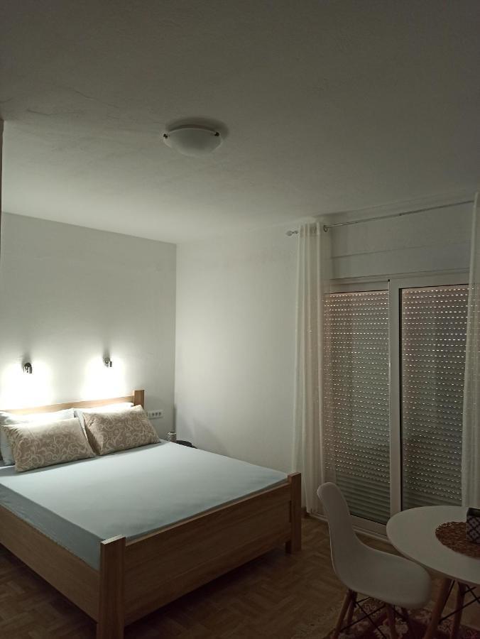 Lastva Holliday Rooms Budva Exterior photo